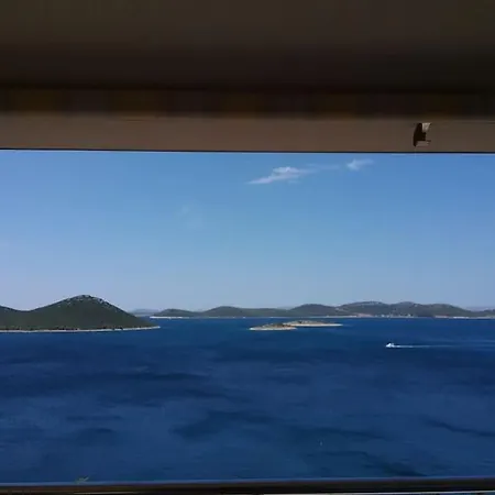Luxury Penthouse Attic, Panoramic View 150m Sea * Drage