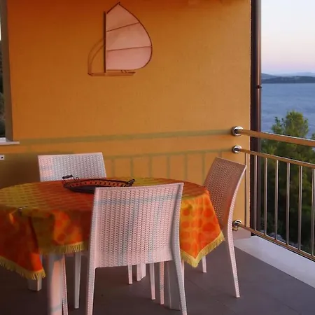 Luxury Penthouse Attic, Panoramic View 150m Sea * Drage